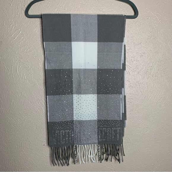 Victorias secret woven long scarf fringe checkered white gray VS - Picture 2 of 8